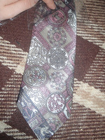 Отдается в дар Мужской галстук