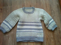 Отдается в дар Тёплый свитер на мальчика