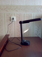 Отдается в дар Лампа настольная, работает..))
