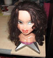 Отдается в дар Кукольная голова Bratz