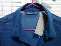 Отдается в дар Рубашка-блузка новая, Terranova S, с этикеткой, ОВ 11.11