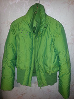Отдается в дар Куртка зеленая (размер М)