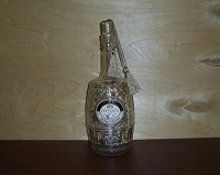 Отдается в дар бутылка на Hand maid