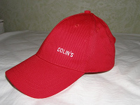 Отдается в дар бейсболка красная Colin's