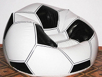 Отдается в дар Надувное кресло «Футбольный мяч»