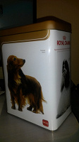 Отдается в дар Жестяная банка Royal canin