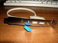 планка вывода USB (стесняюсь произнести) на задницк