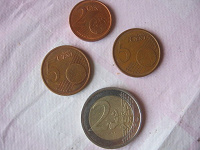 Отдается в дар монеты евро