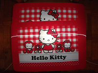 Отдается в дар Пластиковые скатерти Hello Kitty