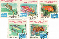 Отдается в дар Марки — Мадагаскар, 1982