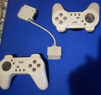 Отдается в дар Беспроводные джойстики PlayStation 1