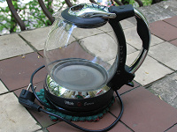 Отдается в дар Стеклянный электрический чайник Vitek