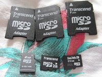 Отдается в дар Флешки microSD с адаптерами