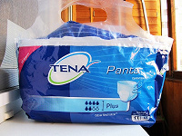 Отдается в дар Tena Pants Plus для взрослых