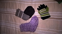 Отдается в дар Тёплые носочки и перчатки детские