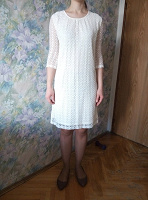 Отдается в дар Платье белое кружевное 42 размер