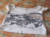 Отдается в дар Футболочка Gloria jeans 80's