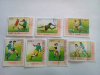 Отдается в дар Почтовые марки «Футбол»