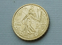 Отдается в дар Монета 10 евроцентов
