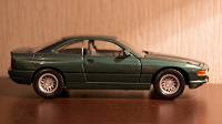 Отдается в дар Моделька BMW 850i