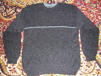Отдается в дар Теплый серый свитер