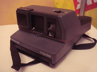 Отдается в дар Древний Polaroid.