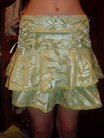 Отдается в дар Моя любимая нежно-салатовая юбка :)