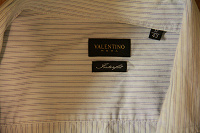 Отдается в дар Рубашка Valentino 1