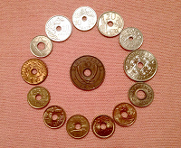 Отдается в дар «Дырявые» монеты