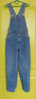 Отдается в дар Джинсовое, джинсы и женский джинсовый комбинезон 100% cotton, размер S