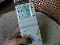 Отдается в дар Тетрис (Brick Game e-88)