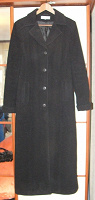 Отдается в дар Драповое чёрное пальто 46 размера