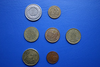 Отдается в дар 7 разных монет:)