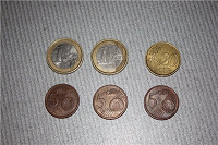 Отдается в дар Монеты Евро и центы