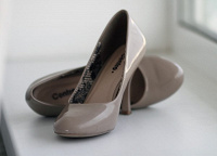 Отдается в дар Женские туфли на высоком каблуке размер: 35-36