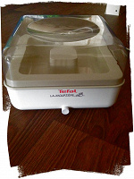 Отдается в дар Йогуртница Tefal «La Yaourtiere», без баночек.