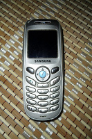 Отдается в дар Samsung SGH-X100