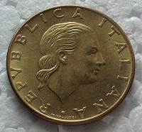 Отдается в дар Монета Италии ,200 лир