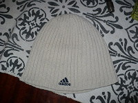 Отдается в дар Шапка Adidas