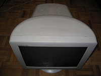 Отдается в дар Samsung SyncMaster 783DF 17"