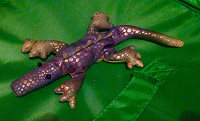 Отдается в дар игрушка декоративная «крокодил»