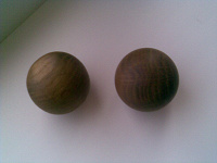 Отдается в дар Два деревянных шара