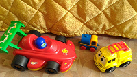 Отдается в дар Игрушки машинки