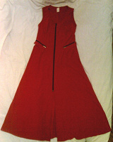 Отдается в дар Красное платье.