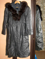 Отдается в дар Пальто женское зимнее с мехом. Размер 52-54