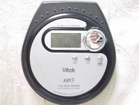Отдается в дар CD-плеер Vitek VT-3779