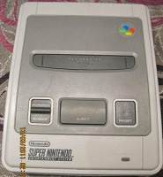Отдается в дар Игровая приставка«SUPER NINTENDO».