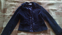 Отдается в дар Вельветовый черный женский пиджак 42 р-ра