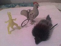 Отдается в дар Зверюшки: мышка, курочка и динозаврик