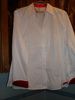Отдается в дар Рубашка женская. Размер 52-54.